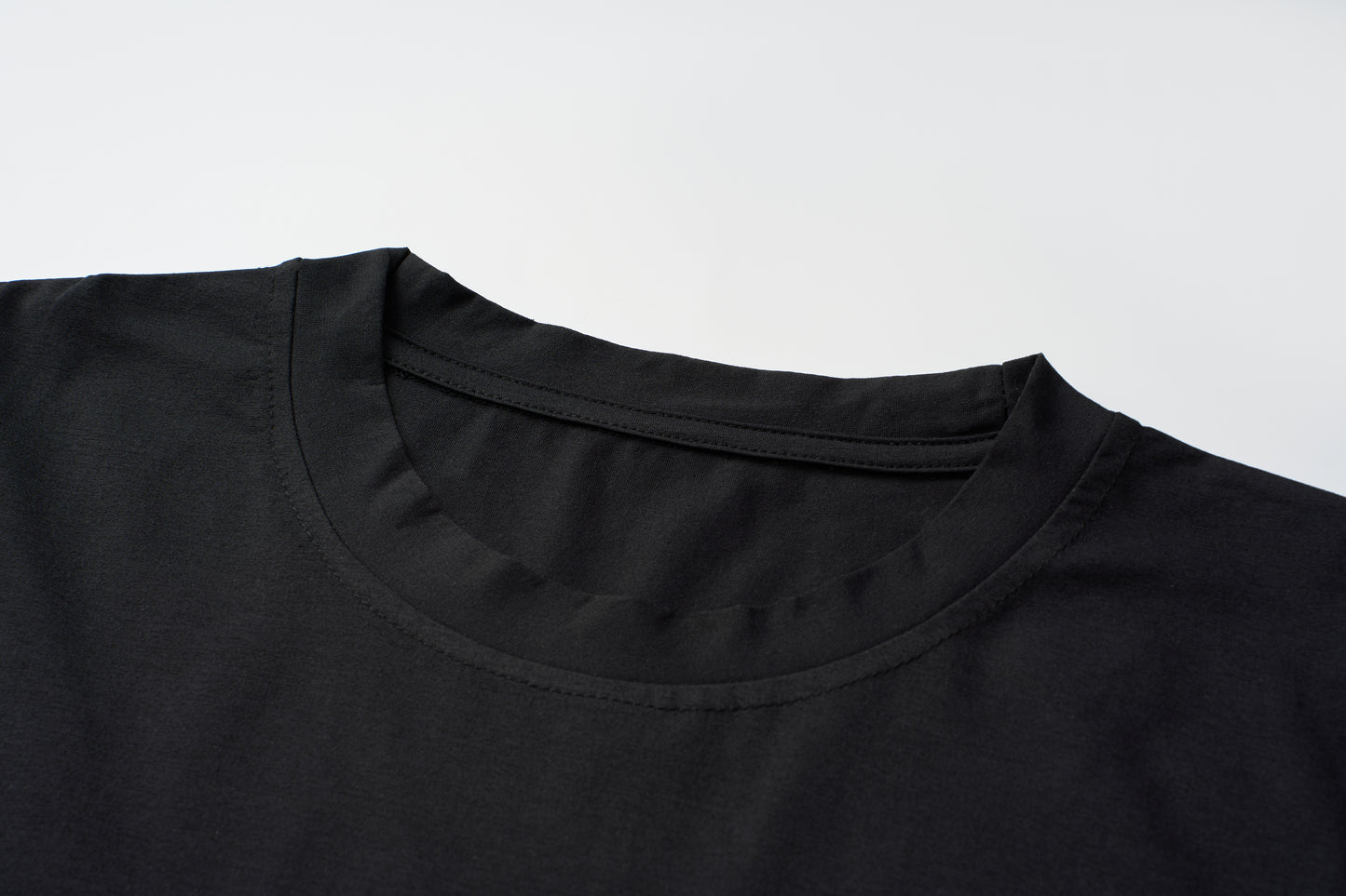 So Lit Quick-Dry Reveal T-Shirt Black