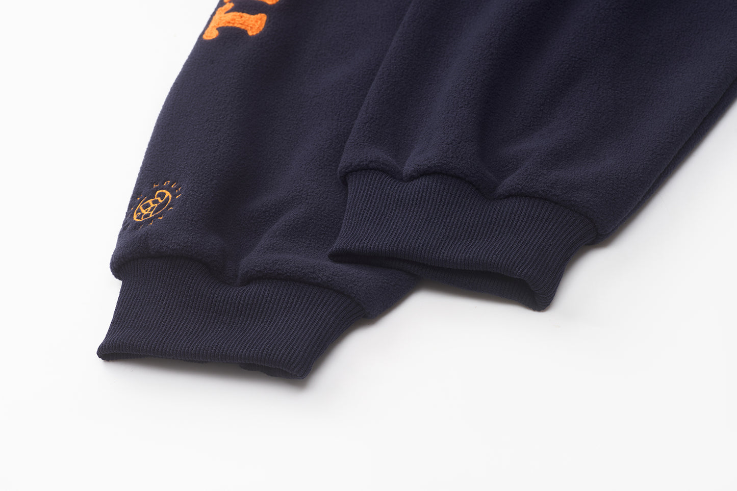 THE ARTISTE CREWNECK — NAVY / ORANGE