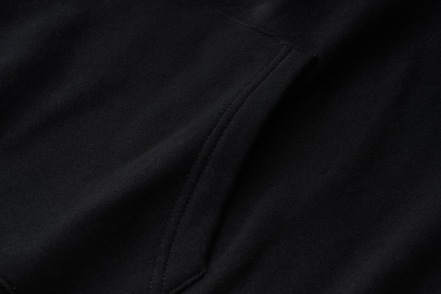 THE ARTISTE DRAGON HEAD HOODED-BLACK