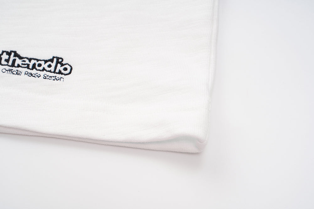 GREEN HOUSE x theradio “THE ARTISTE” SERIES HEAVY SLUB COTTON PRINT TEE — OFF WHITE